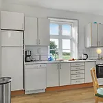 6 Bedroom Gorgeous In Σπίτι διακοπών *