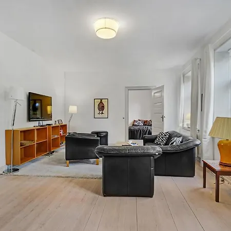 6 Bedroom Gorgeous In Feriehus *