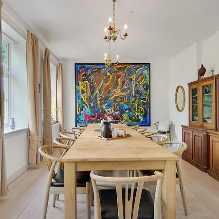 6 Bedroom Gorgeous In